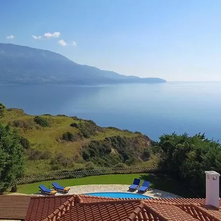 Βίλα Kefalonia Sleeps 4 With Pool Air Con And Wifi