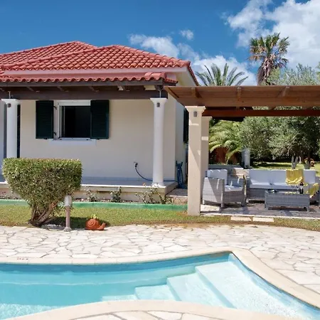 Βίλα Kefalonia Sleeps 4 With Pool Air Con And Wifi *