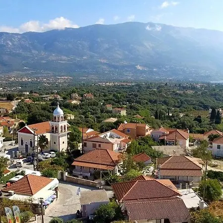 Kefalonia Sleeps 4 With Pool Air Con And Wifi