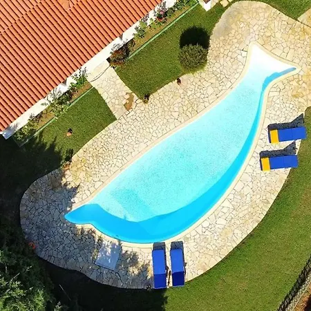 Kefalonia Sleeps 4 With Pool Air Con And Wifi 케팔로니아